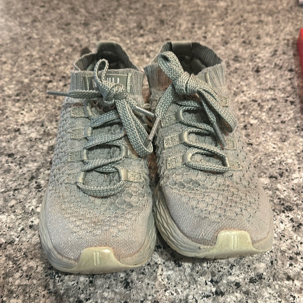 NOBULL knit runners sage green